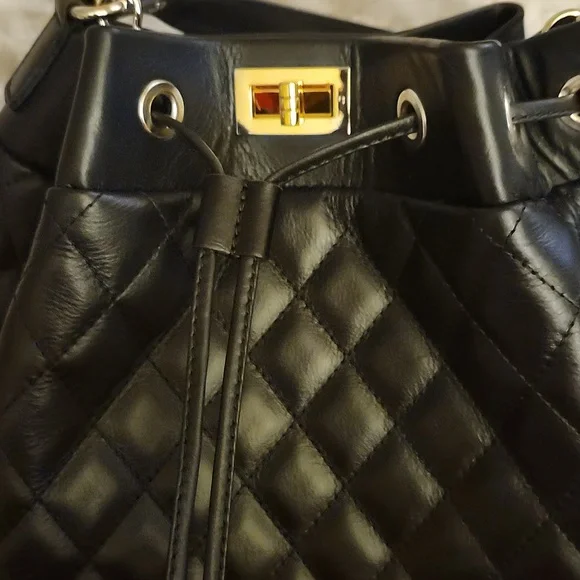 Bucket bag black/Gold - Picture 7 of 10